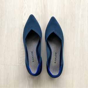 Rothy’s pointed toe flats size 8.5 navy blue